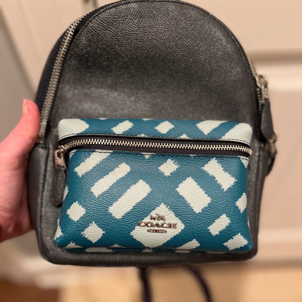 Kids coach backpack